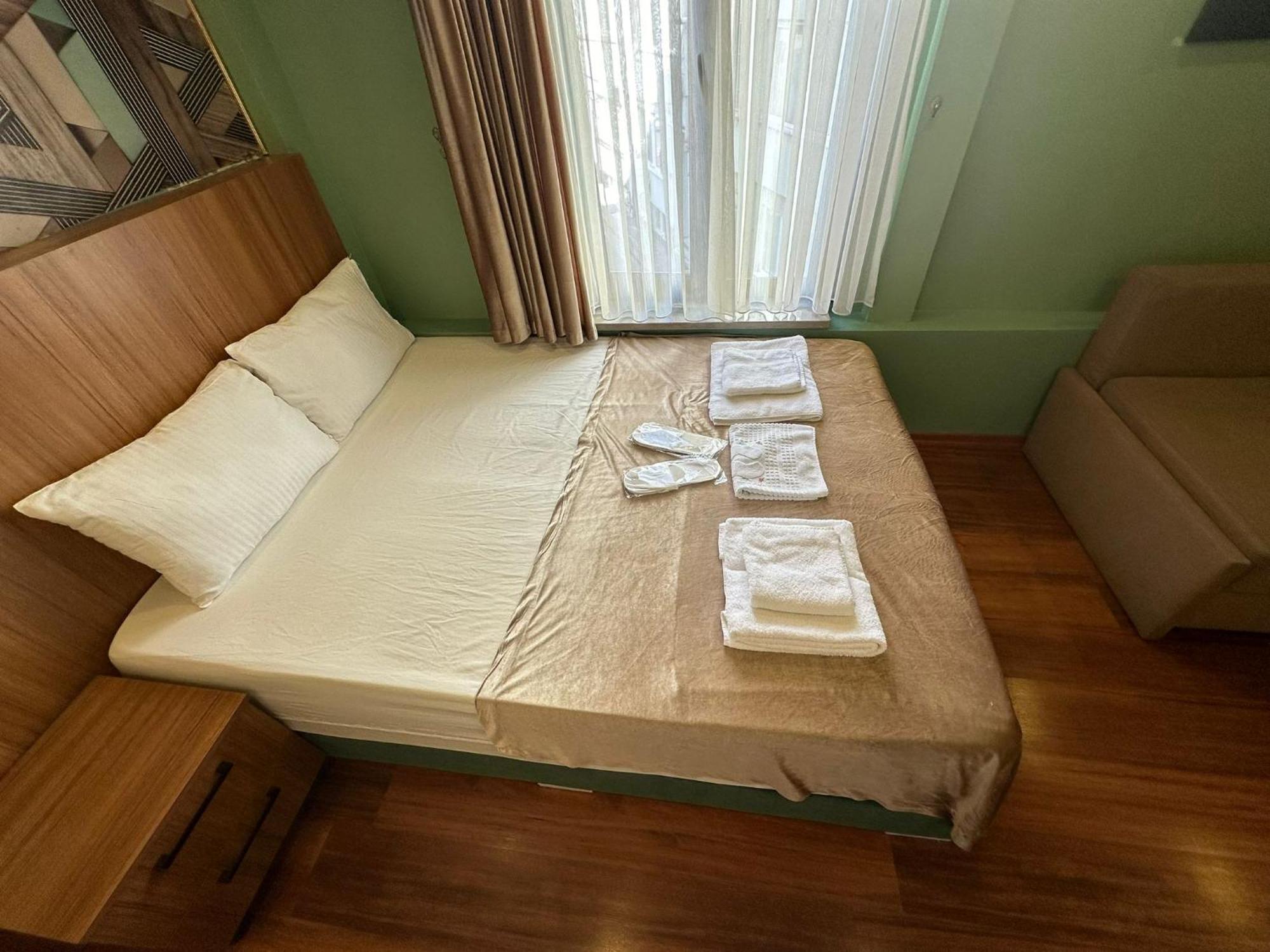 Istanbulites Hotel — Photos 2